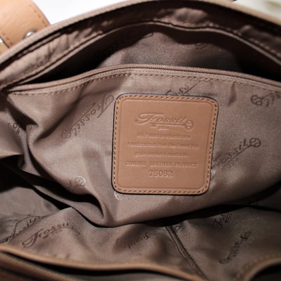 Fossil Classic (#75082) Tan Leather Shoulder Bag - Picture 7 of 8